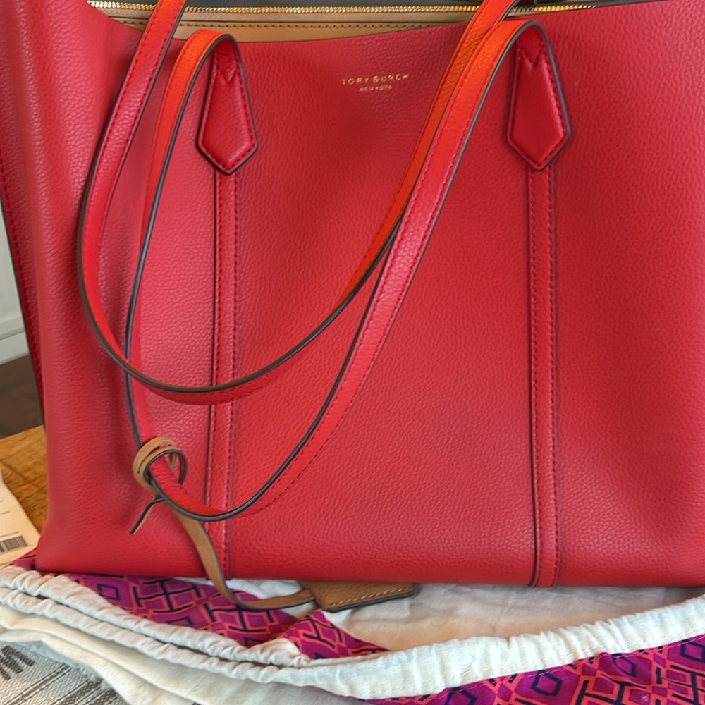 Tory Burch Perry Triple Compartment Tote
